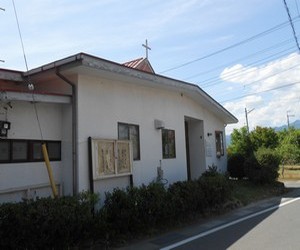 �O��